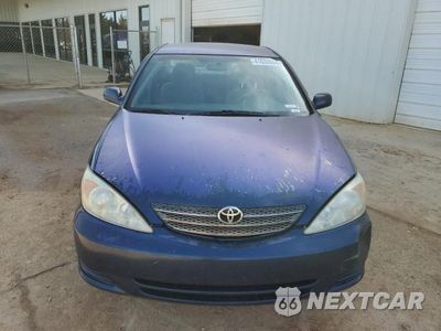 Piąte zdjęcie samochodu w środku: 2002 TOYOTA CAMRY LE VIN:4T1BE32K62U556718 - miniatura