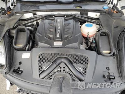 Zdjęcie 12 z 13 samochodu: 2017 PORSCHE MACAN GTS VIN:WP1AG2A55HLB51947 - miniatura