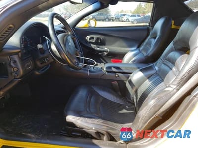 Zdjęcie 7 z 12 samochodu: 2001 CHEVROLET CORVETTE VIN:1G1YY32G515114306 - miniatura