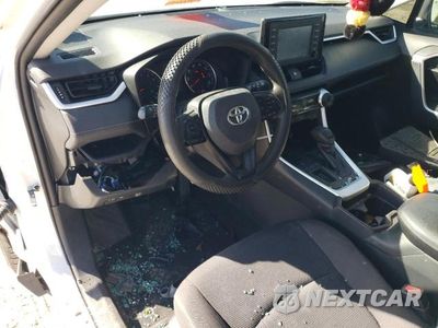 Zdjęcie 8 z 13 samochodu: 2019 TOYOTA RAV4 LE VIN:2T3K1RFV1KW039062 - miniatura