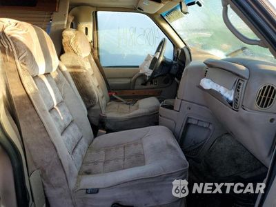 Zdjęcie 7 z 13 samochodu: 2000 CHEVROLET ASTRO VIN:1GBDM19W1YB212297 - miniatura
