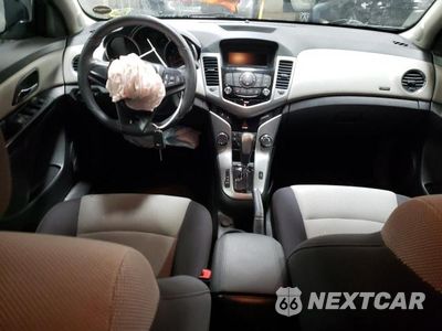 Zdjęcie 8 z 12 samochodu: 2014 CHEVROLET CRUZE LS VIN:1G1PA5SH4E7159297 - miniatura