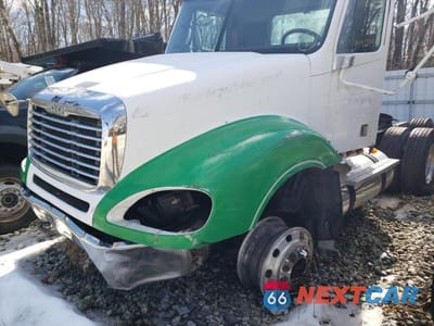 Zdjęcie 9 z 10 samochodu: 2007 FREIGHTLINER CONVENTIONAL COLUMBIA VIN:1FUJA6CK77LX17689 - miniatura