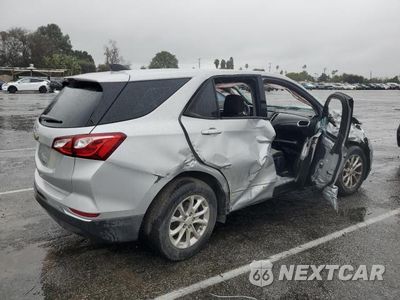 Trzecie zdjęcie samochodu z tyłu: 2018 CHEVROLET EQUINOX LS VIN:2GNAXHEV9J6134721 - miniatura