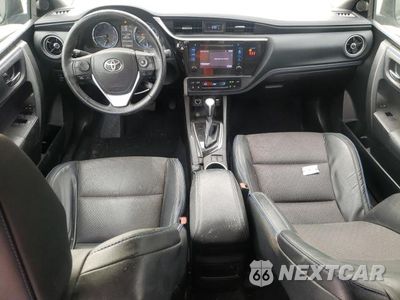 Zdjęcie 8 z 13 samochodu: 2018 TOYOTA COROLLA L VIN:5YFBURHE6JP788470 - miniatura