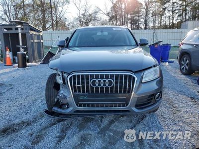 Piąte zdjęcie samochodu w środku: 2017 AUDI Q5 PREMIUM VIN:WA1C2AFP6HA090742 - miniatura