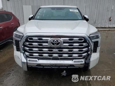 Piąte zdjęcie samochodu w środku: 2022 TOYOTA TUNDRA CREWMAX PLATINUM VIN:5TFMA5DB6NX023790 - miniatura