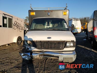 Piąte zdjęcie samochodu w środku: 1999 FORD ECONOLINE E450 SUPER DUTY CUTAWAY VAN RV VIN:1FDXE40F1XHB67955 - miniatura