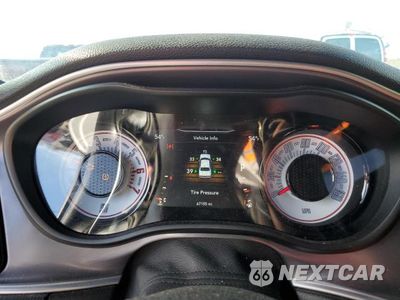 Zdjęcie 9 z 12 samochodu: 2019 DODGE CHALLENGER R/T VIN:2C3CDZBT2KH747907 - miniatura