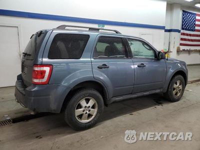 Trzecie zdjęcie samochodu z tyłu: 2011 FORD ESCAPE XLT VIN:1FMCU9DG1BKB98717 - miniatura