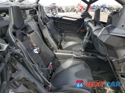 Zdjęcie 6 z 10 samochodu: 2018 CAN-AM MAVERICK X3 MAX X RS TURBO R VIN:3JBVNAW44JK003391 - miniatura