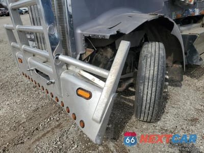 Zdjęcie 9 z 10 samochodu: 2013 KENWORTH CONSTRUCTION W900 VIN:1XKWD49X9DJ346235 - miniatura