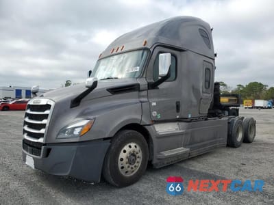 Drugie zdjęcie samochodu z przodu: 2020 FREIGHTLINER CASCADIA 126 VIN:3AKJHHDRXLSLV7948 - miniatura