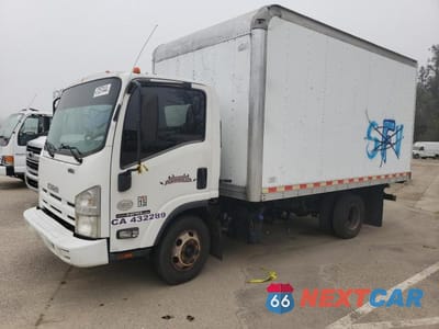 2011 ISUZU NPR JALC4W166B7003050 - główne zdjęcie licytacji z USA - miniatura