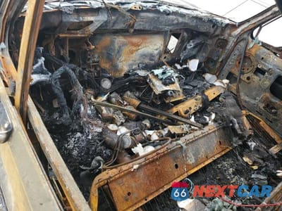 Zdjęcie 8 z 11 samochodu: 1997 FORD F350 VIN:1FDKF37F6VEA84849 - miniatura