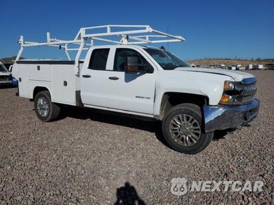 Czwarte zdjęcie samochodu z boku: 2019 CHEVROLET SILVERADO C2500 HEAVY DUTY VIN:2GB2CREG1K1224870 - miniatura