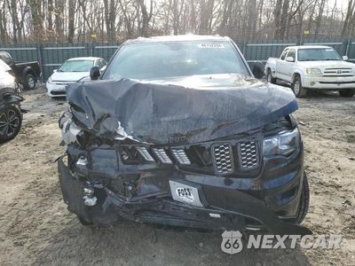Piąte zdjęcie samochodu w środku: 2020 JEEP GRAND CHEROKEE LAREDO VIN:1C4RJFAG3LC190737 - miniatura