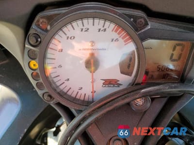 Zdjęcie 7 z 9 samochodu: 2006 SUZUKI GSX-R600 K6 VIN:JS1GN7DA062116477 - miniatura