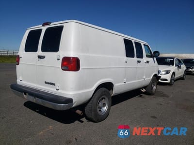 Trzecie zdjęcie samochodu z tyłu: 2002 DODGE RAM VAN B1500 VIN:2B6HB11Y82K142576 - miniatura