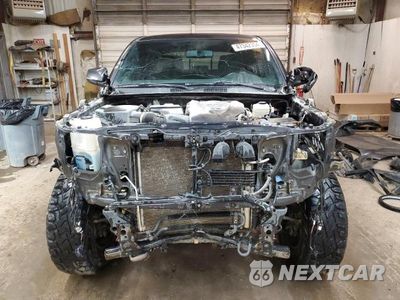 Piąte zdjęcie samochodu w środku: 2017 TOYOTA TACOMA DOUBLE CAB VIN:3TMCZ5AN6HM077846 - miniatura