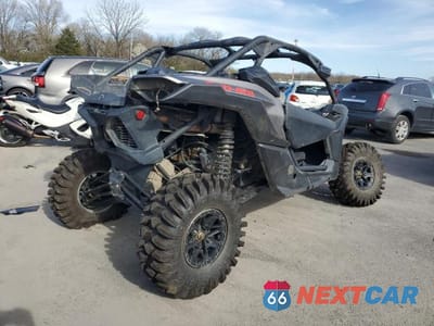 Czwarte zdjęcie samochodu z boku: 2023 CAN-AM MAVERICK X3 X RS TURBO RR VIN:3JBVXAV44PE001658 - miniatura