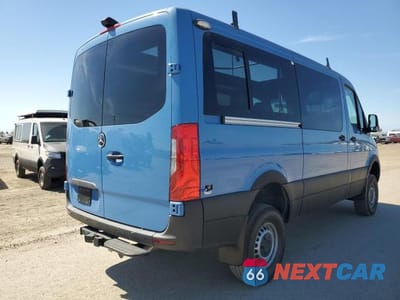 Czwarte zdjęcie samochodu z boku: 2023 MERCEDES-BENZ SPRINTER 2500 VIN:W1W4NBVY0PT141256 - miniatura