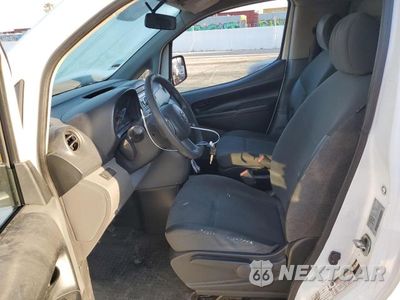 Zdjęcie 7 z 13 samochodu: 2015 NISSAN NV200 2.5S VIN:3N6CM0KN9FK701533 - miniatura