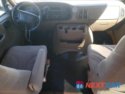 Zdjęcie 8 z 13 samochodu: 2002 DODGE RAM VAN B1500 VIN:2B6HB11Y82K142576 - miniatura