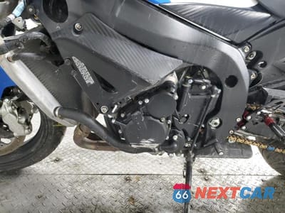 Piąte zdjęcie samochodu w środku: 2023 SUZUKI GSX-R750 VIN:JS1GR7MA5P7101448 - miniatura