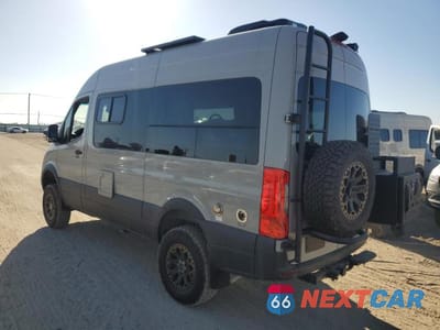 Trzecie zdjęcie samochodu z tyłu: 2023 MERCEDES-BENZ SPRINTER 2500 VIN:W1W4NBVY3PT129683 - miniatura