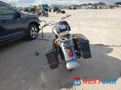 Czwarte zdjęcie samochodu z boku: 2007 SUZUKI VL800 VIN:JS1VS55A472107883 - miniatura