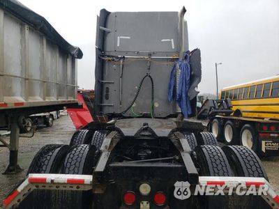 Zdjęcie 6 z 10 samochodu: 2005 FREIGHTLINER CONVENTIONAL COLUMBIA VIN:1FUJA6CKX5LN41153 - miniatura