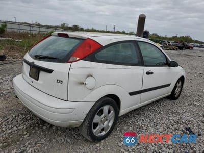 Trzecie zdjęcie samochodu z tyłu: 2003 FORD FOCUS ZX3 VIN:3FAFP31303R185001 - miniatura