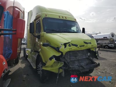 2013 FREIGHTLINER CASCADIA 113 1FUJGHDV1DSBW0107 - główne zdjęcie licytacji z USA - miniatura