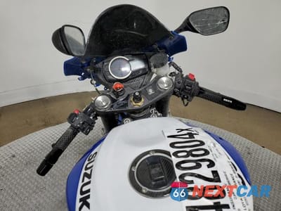 Zdjęcie 7 z 10 samochodu: 2023 SUZUKI GSX-R750 VIN:JS1GR7MA5P7101448 - miniatura