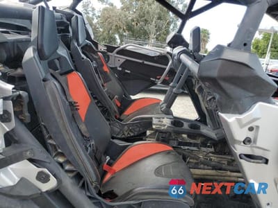 Zdjęcie 6 z 10 samochodu: 2020 CAN-AM MAVERICK X3 MAX X RS TURBO RR VIN:3JBVNAV45LK000732 - miniatura