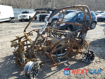 Drugie zdjęcie samochodu z przodu: 2017 CAN-AM COMMANDER 800R XT VIN:3JBKKAN21HJ001352 - miniatura