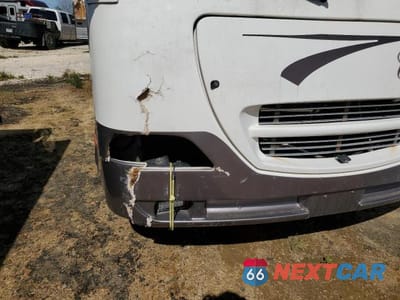 Zdjęcie 9 z 10 samochodu: 2002 FORD F550 SUPER DUTY STRIPPED CHASSIS VIN:1FCNF53S320A03430 - miniatura