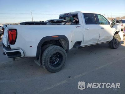 Trzecie zdjęcie samochodu z tyłu: 2022 GMC SIERRA K3500 DENALI VIN:1GT49WEY2NF144162 - miniatura