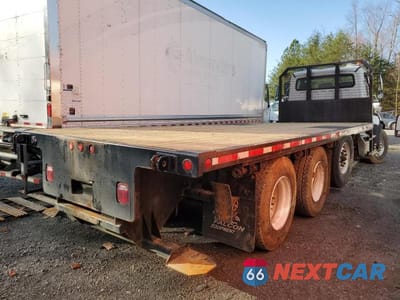 Czwarte zdjęcie samochodu z boku: 2020 FREIGHTLINER 114SD VIN:1FVMG3DV4LHLR6559 - miniatura