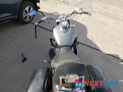 Zdjęcie 6 z 9 samochodu: 2007 SUZUKI VL800 VIN:JS1VS55A472107883 - miniatura