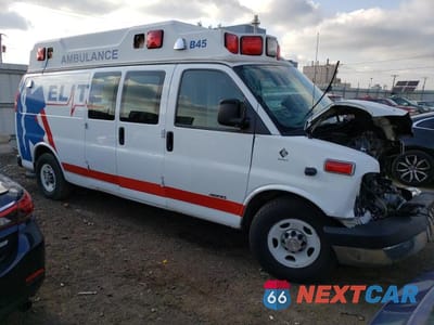 Czwarte zdjęcie samochodu z boku: 2014 CHEVROLET EXPRESS G3500 VIN:1GBZGUCL3E1163019 - miniatura