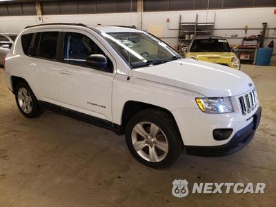 Czwarte zdjęcie samochodu z boku: 2011 JEEP COMPASS SPORT VIN:1J4NF1FB1BD278852 - miniatura