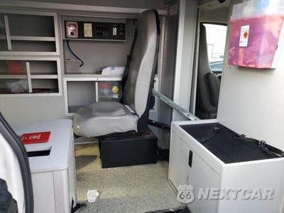 Zdjęcie 11 z 13 samochodu: 2014 CHEVROLET EXPRESS G3500 VIN:1GBZGUCL3E1163019 - miniatura