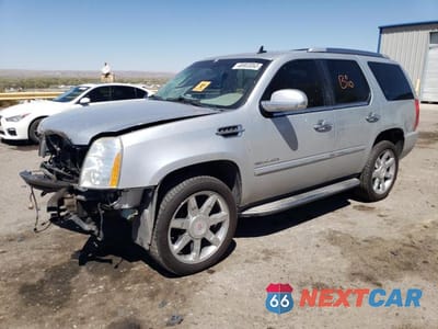 2013 CADILLAC ESCALADE LUXURY 1GYS3BEFXDR101163 - główne zdjęcie licytacji z USA - miniatura