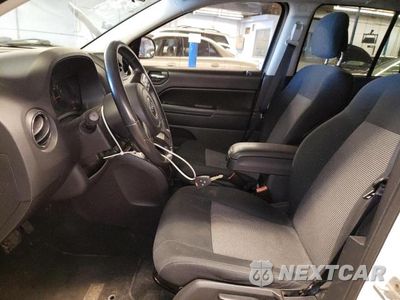 Zdjęcie 7 z 13 samochodu: 2011 JEEP COMPASS SPORT VIN:1J4NF1FB1BD278852 - miniatura