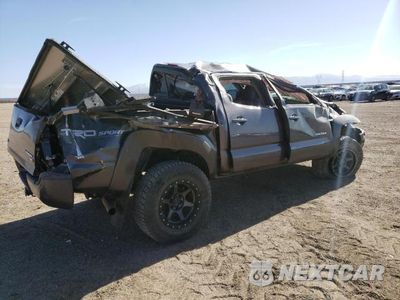 Trzecie zdjęcie samochodu z tyłu: 2014 TOYOTA TACOMA DOUBLE CAB PRERUNNER VIN:5TFJU4GN3EX062914 - miniatura