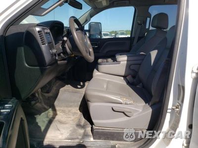 Zdjęcie 7 z 12 samochodu: 2016 CHEVROLET SILVERADO C3500 VIN:1GB4CYC84GF289453 - miniatura