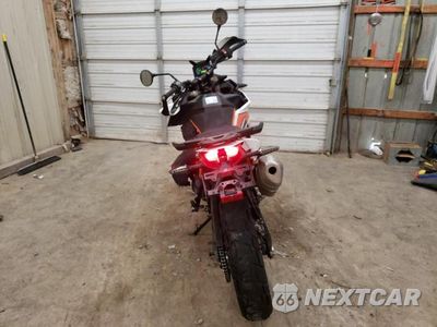 Czwarte zdjęcie samochodu z boku: 2023 KTM 890 ADVENTURE R VIN:VBKTR6406PM862172 - miniatura