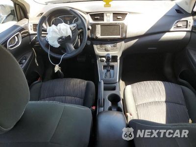 Zdjęcie 8 z 13 samochodu: 2019 NISSAN SENTRA S VIN:3N1AB7AP9KY455203 - miniatura